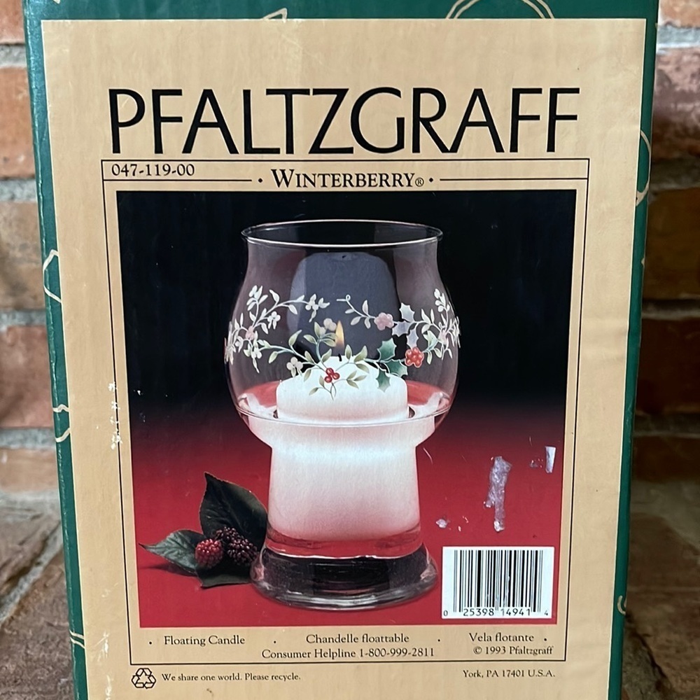 Pfaltzgraff Winterberry Floating Candle Holder w/ Box